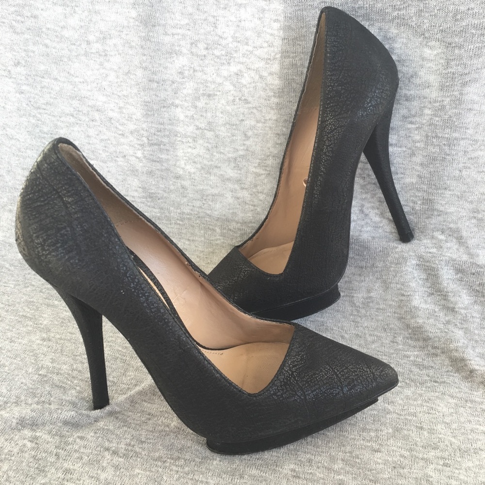 Zara Collection Leather Platform Toe Heels / Pumps